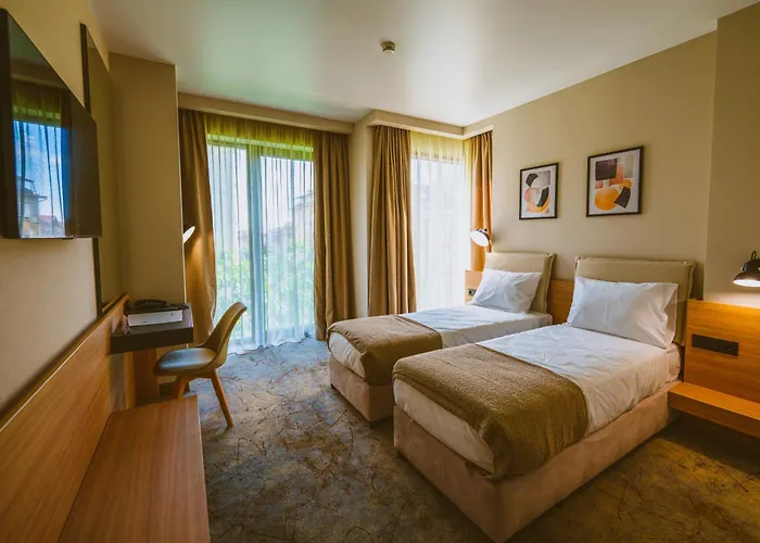 B1 Downtown Hotel