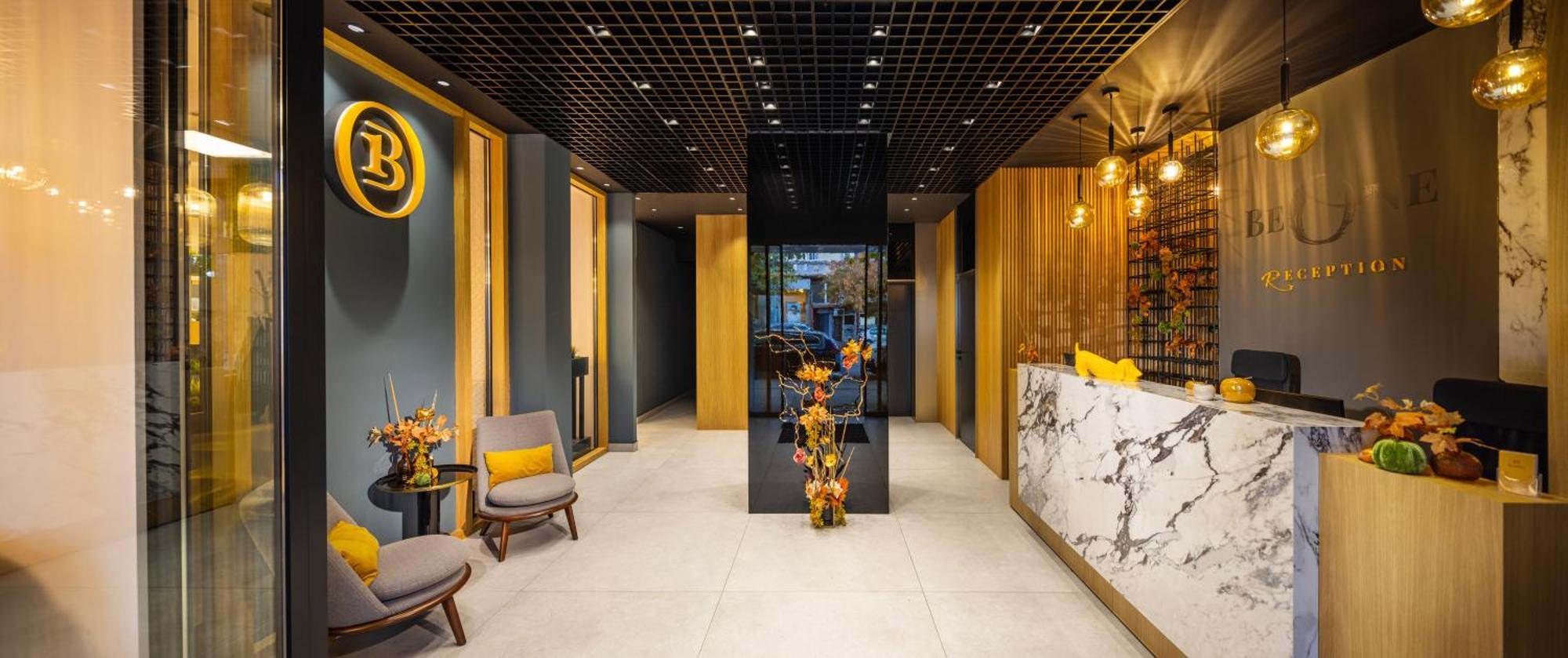 Hotel B1 Downtown 3*